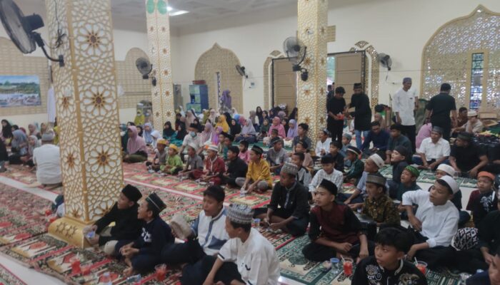 Karang Taruna Kecamatan Pemangkat Gelar Kampung Ramadan Jilid II, Santuni Anak Yatim dan Penghafal Quran