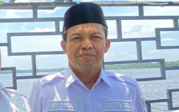 Ketua DPRD Kabupaten Sambas, Abu Bakar saat diwawancarai, Selasa 29 Agustus 2023./M. Rizaldie/Klik Sambas Media.