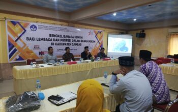 Anwari Jadi Pemateri tentang Peran Bahasa Indonesia dalam Produk Hukum Daerah